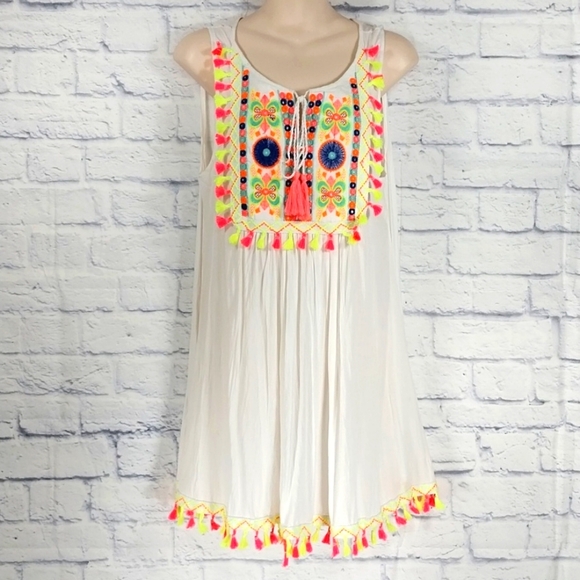 🎟️BOGO FREE🎟️  Top Boho Hippie India Boutique Sleeveless Tassled  Sz L - Picture 1 of 6